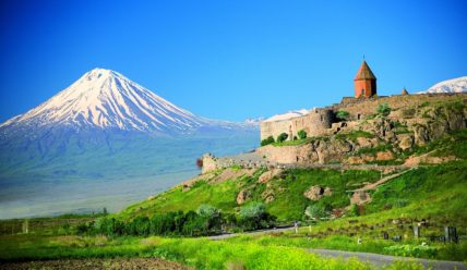 Давайте дружить народами — советы по эмиграции в Армению