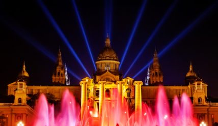 Гауди, фонтаны и не только — экскурс по главным достопримечательностям Барселоны